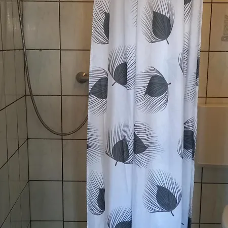 Domek Pod Sosnami Pokoje 2-3 Osobowe * Mielno (Koszalin)